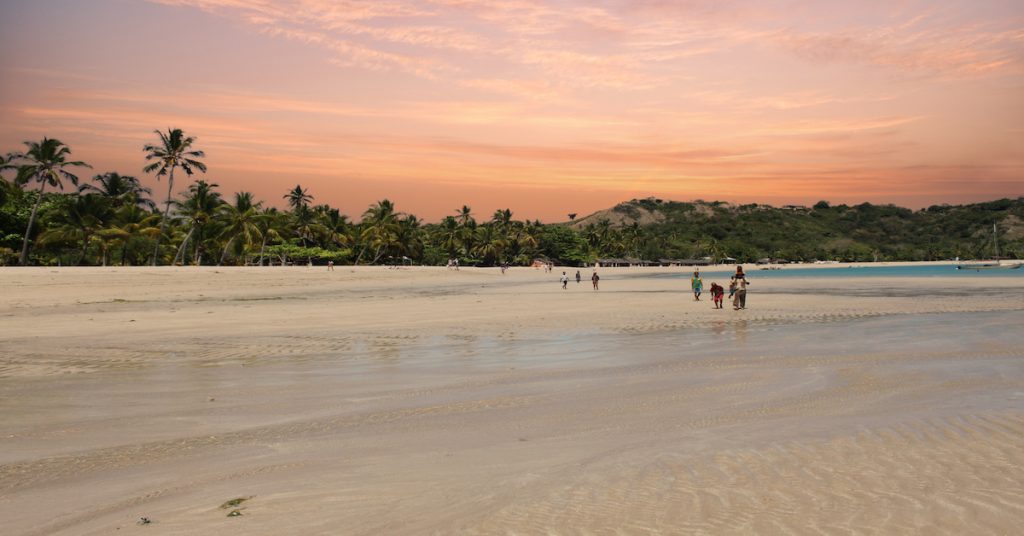 atardecer en una playa de Santo Domingo
