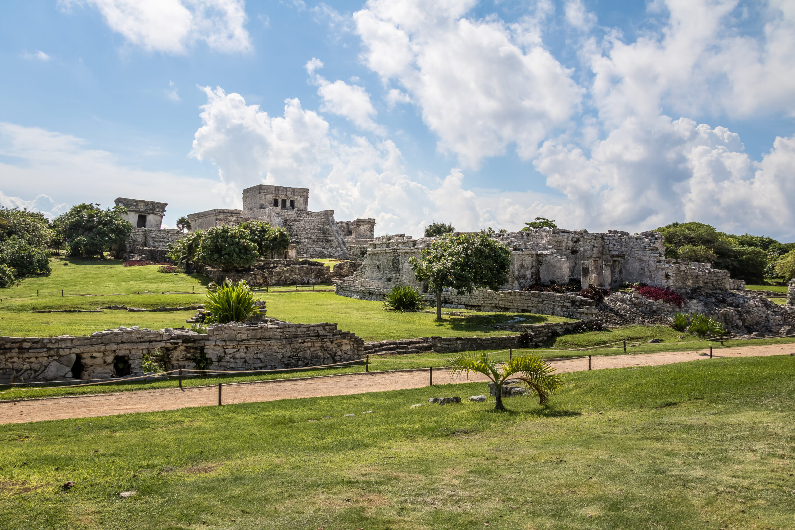 Panorámica de la Zona Arqueológica de Tulum, Riviera Maya (México).